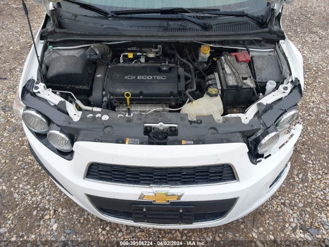Chevrolet Sonic Lt Auto 2016 1G1JC6SH8G4143369 Image 10