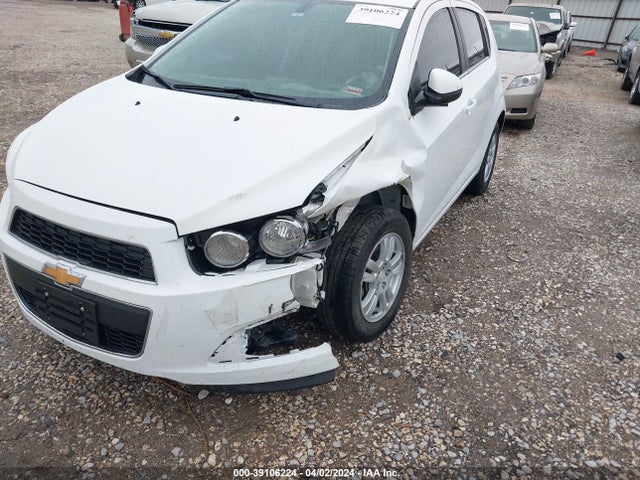 Chevrolet Sonic Lt Auto 2016 1G1JC6SH8G4143369 Image 6