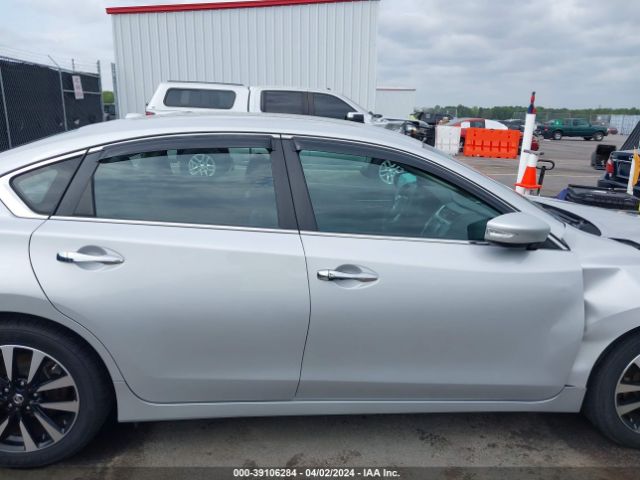 1N4AL3APXJC176438 Nissan Altima 2.5 Sl