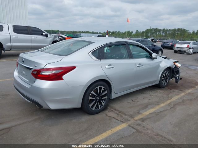 1N4AL3APXJC176438 Nissan Altima 2.5 Sl