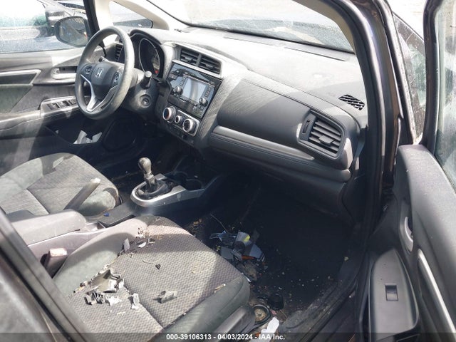 Honda FIT LX 2018 3HGGK5G42JM734542 Image 5