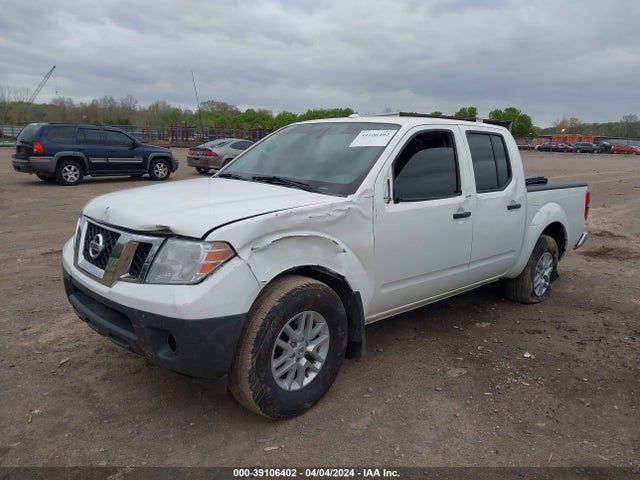 Nissan Frontier Sv 2018 1N6AD0EV8JN768730 Image 2