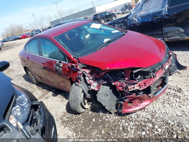 Chevrolet CRUZE LT 2019 1G1BE5SM0K7141953 main image