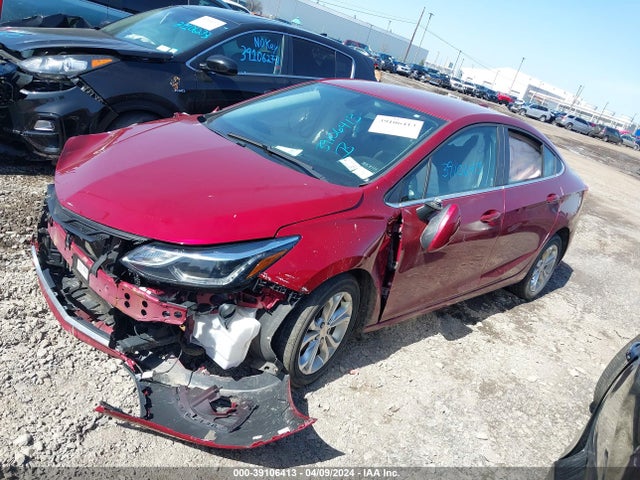 Chevrolet CRUZE LT 2019 1G1BE5SM0K7141953 Image 2