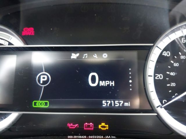 KNDCB3LC5J5211374 KIA NIRO LX