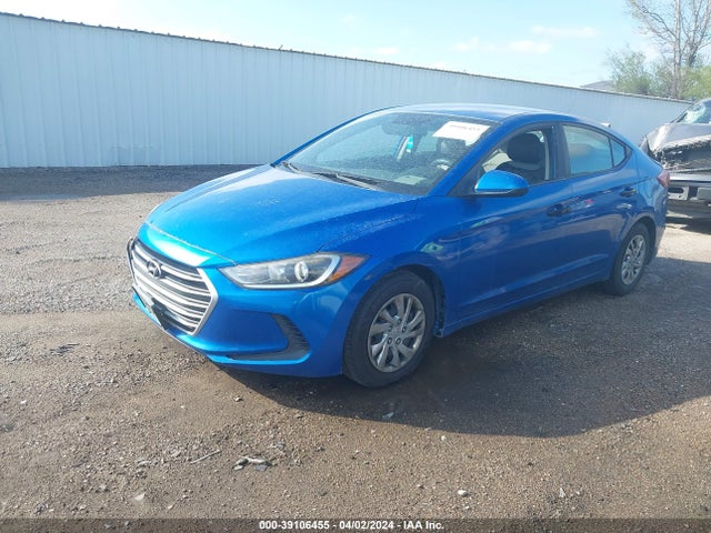 Hyundai ELANTRA SE 2017 KMHD74LF3HU084741 Image 2