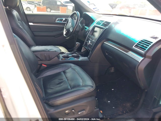 Ford Explorer Limited 2016 1FM5K7F86GGB71922 Image 5