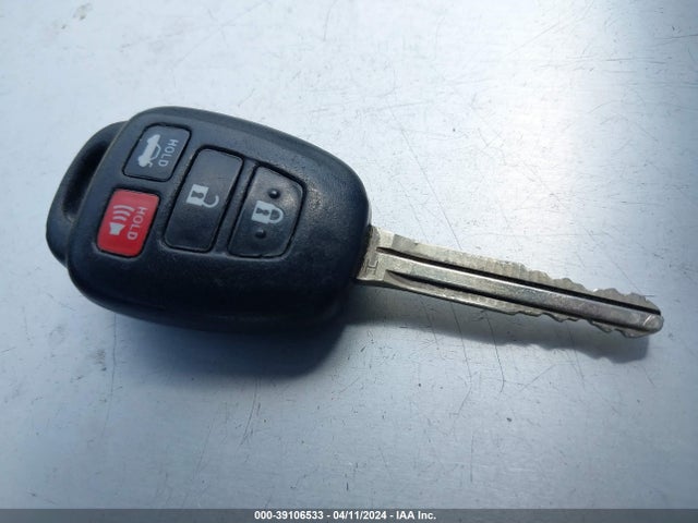 Toyota COROLLA LE 2017 5YFBURHE8HP733707 Image 11
