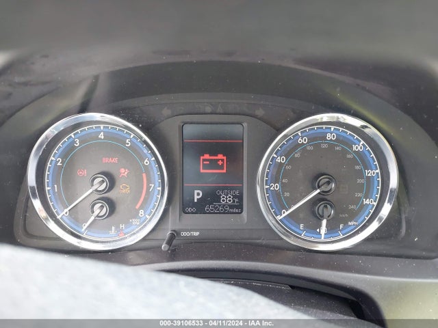 Toyota COROLLA LE 2017 5YFBURHE8HP733707 Image 7