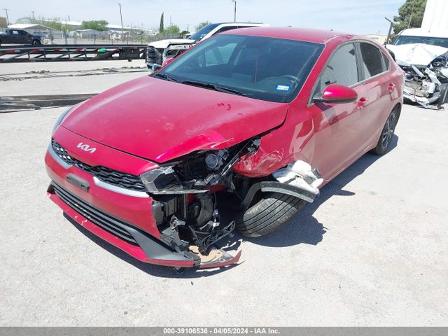 KIA Forte Lxs 2024 3KPF24AD8RE743099 Image 2