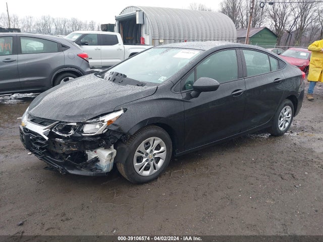 Chevrolet CRUZE LS 2019 1G1BC5SM0K7136449 Image 2