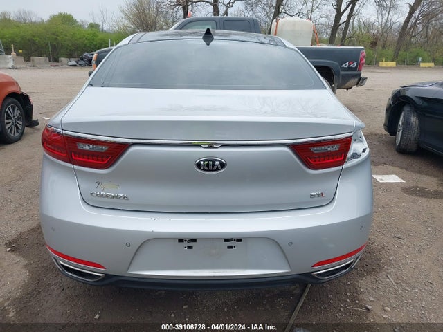 KIA Cadenza Limited 2018 KNALC4J10J5103696 Image 17