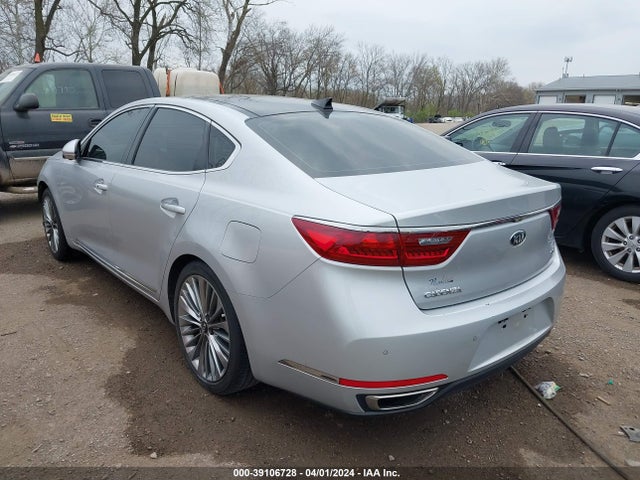 KIA Cadenza Limited 2018 KNALC4J10J5103696 Image 3