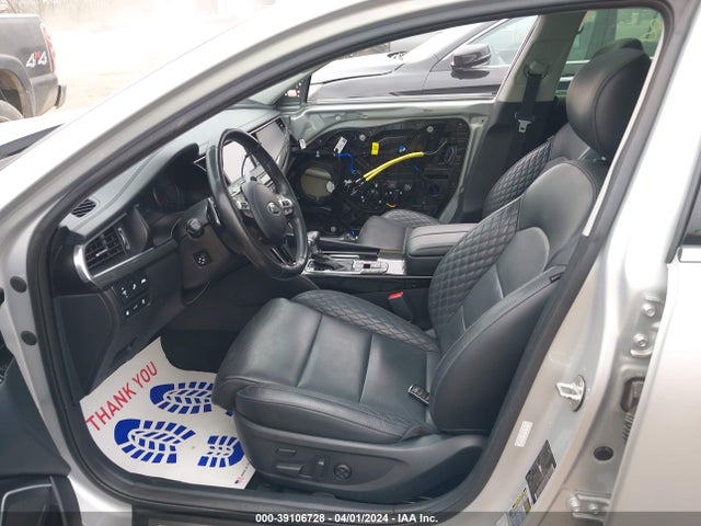 KIA Cadenza Limited 2018 KNALC4J10J5103696 Image 5