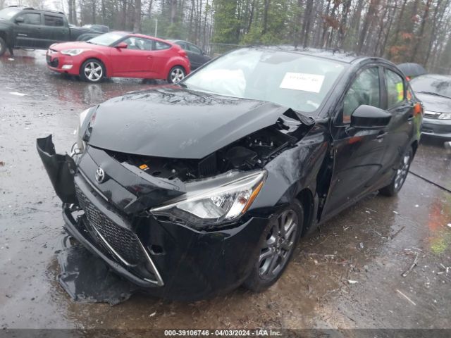 3MYDLBYV6KY505328 Toyota YARIS LE