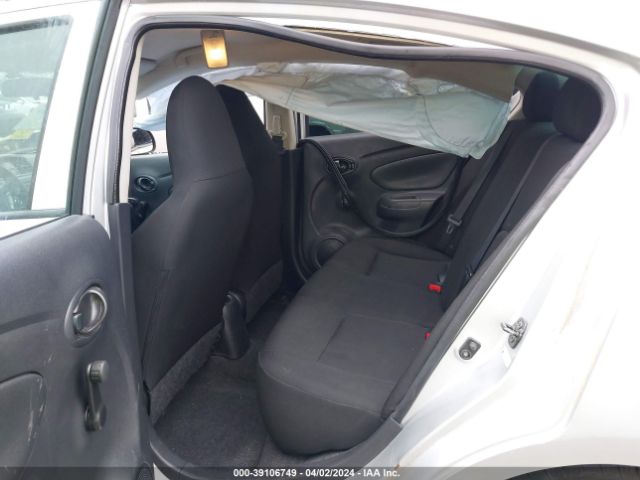 3N1CN7AP8FL903918 Nissan Versa 1.6 S+