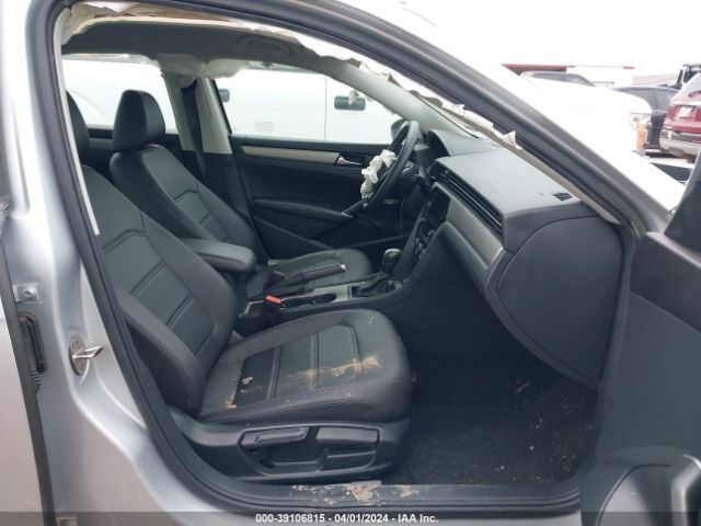 1VWSA7A32MC012868 Volkswagen Passat 2.0t Se