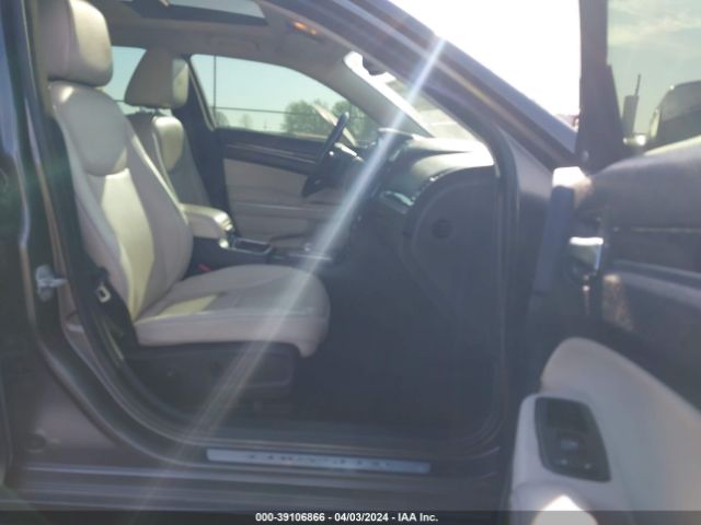 2C3CCAEGXFH815573 Chrysler 300C