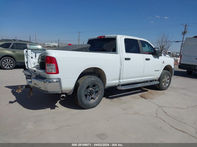 3C6UR5DL0RG154295 RAM 2500 Big Horn  4x4 6'4 Box
