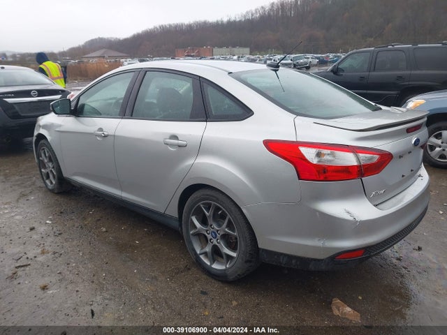 Ford FOCUS SE 2014 1FADP3F28EL116310 Image 3