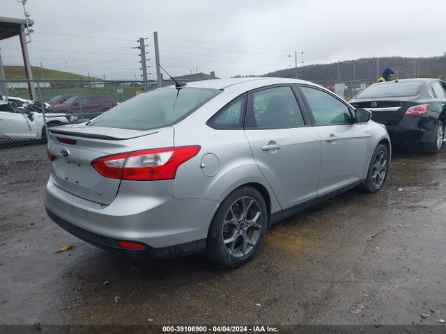 Ford FOCUS SE 2014 1FADP3F28EL116310 Image 4