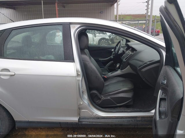 Ford FOCUS SE 2014 1FADP3F28EL116310 Image 5