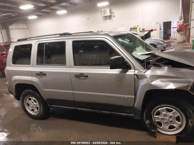 1C4NJRBBXHD110290 Jeep Patriot Sport 4x4