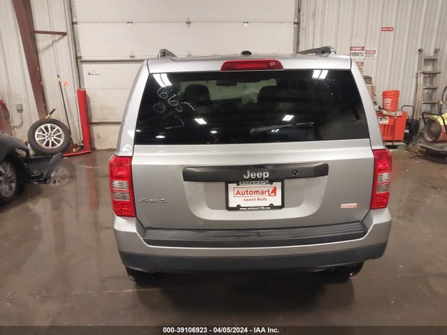 1C4NJRBBXHD110290 Jeep Patriot Sport 4x4