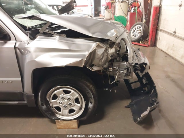 1C4NJRBBXHD110290 Jeep Patriot Sport 4x4