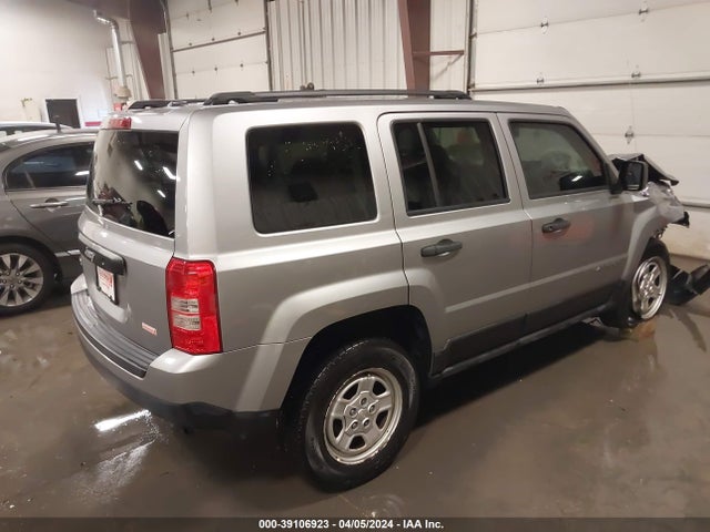 1C4NJRBBXHD110290 Jeep Patriot Sport 4x4