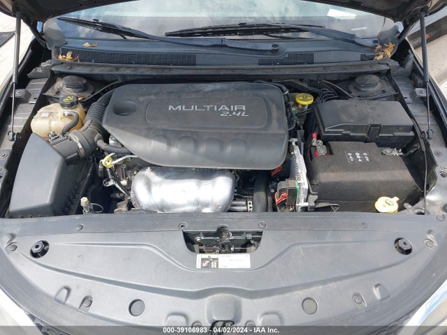 Chrysler 200 Limited 2015 1C3CCCAB6FN745339 Image 10