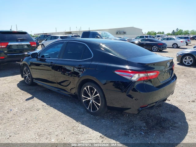 Toyota CAMRY SE 2018 4T1B11HK2JU660001 Image 3