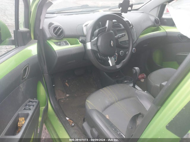 Chevrolet Spark 1lt Auto 2014 KL8CD6S98EC490007 Image 5