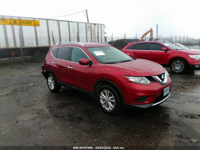 Auction sale of the 2015 Nissan Rogue Sv, vin: 5N1AT2MV5FC820526, lot number: 39107090