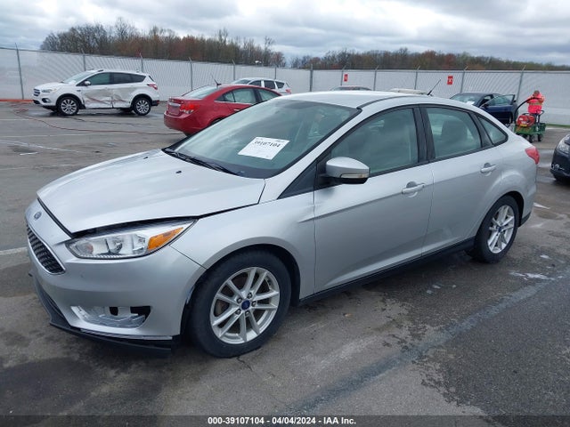 Ford FOCUS SE 2015 1FADP3F22FL239747 Image 2