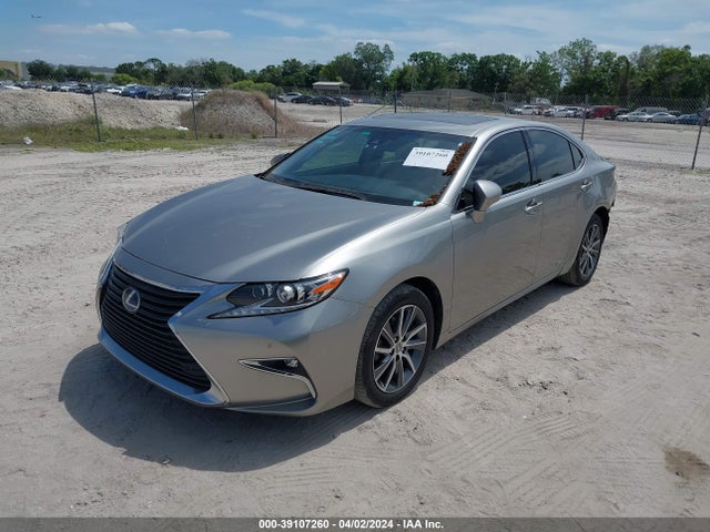 Lexus ES 300H 2017 JTHBW1GG5H2134498 Image 2