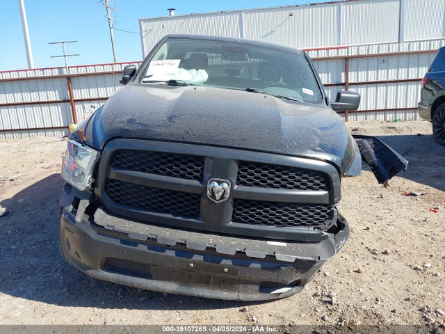 1C6RR6FT5KS720622 RAM 1500 Classic Tradesman Quad Cab 4x2 6'4 Box