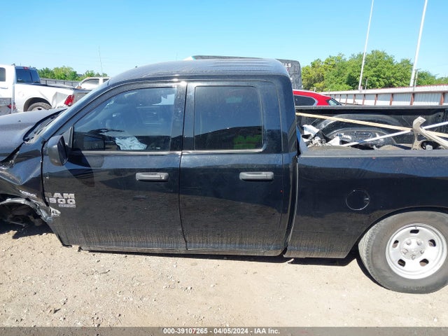 1C6RR6FT5KS720622 RAM 1500 Classic Tradesman Quad Cab 4x2 6'4 Box