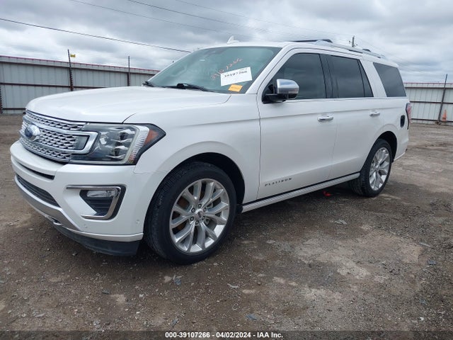 Ford Expedition Platinum 2019 1FMJU1MT7KEA55128 Image 2