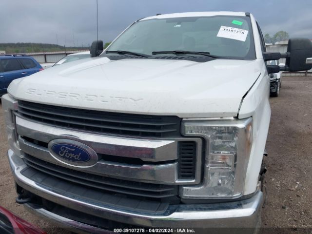 1FT7W2BT6JEC45048 Ford F-250 Xlt