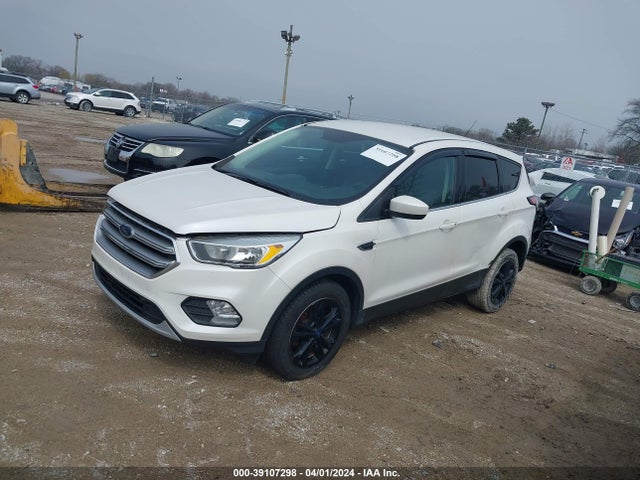 Ford ESCAPE SE 2017 1FMCU0GD1HUE66725 Image 2