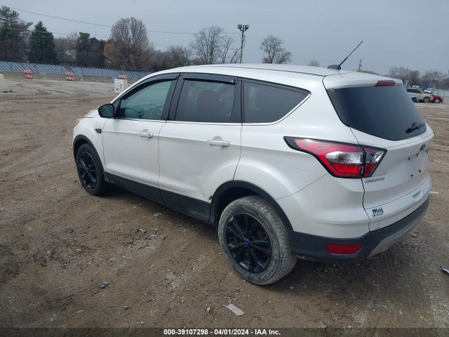 Ford ESCAPE SE 2017 1FMCU0GD1HUE66725 Image 3