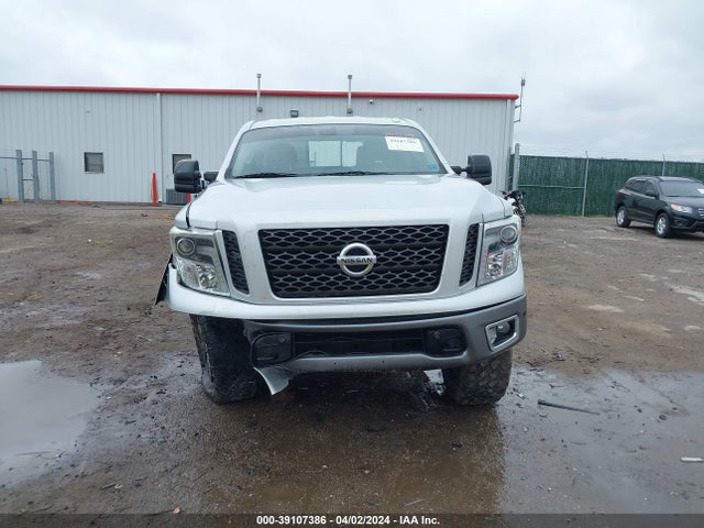 Nissan Titan Pro-4x 2017 1N6AA1E56HN515446 Image 13
