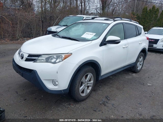 Toyota Rav4 Xle 2014 JTMRFREV8ED094966 Image 2