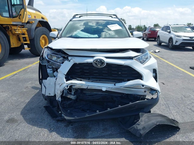 Toyota Rav4 Xle 2020 2T3W1RFV1LC067920 Image 12