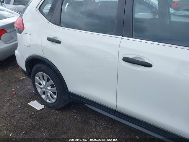 Nissan ROGUE S 2017 KNMAT2MV5HP528665 Image 17