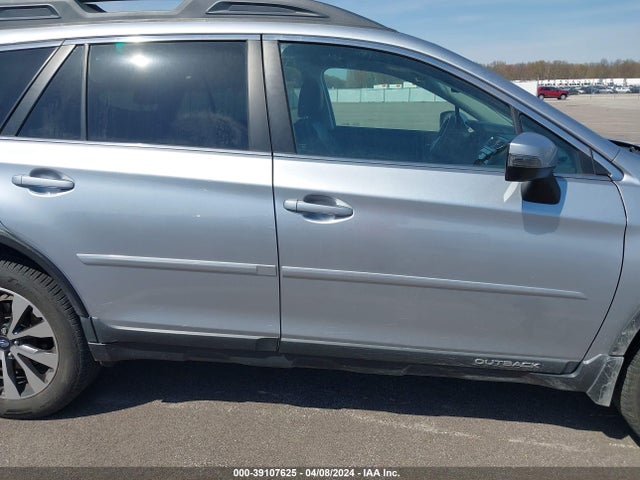 Subaru Outback 3.6r Limited 2017 4S4BSENC7H3210569 Image 13