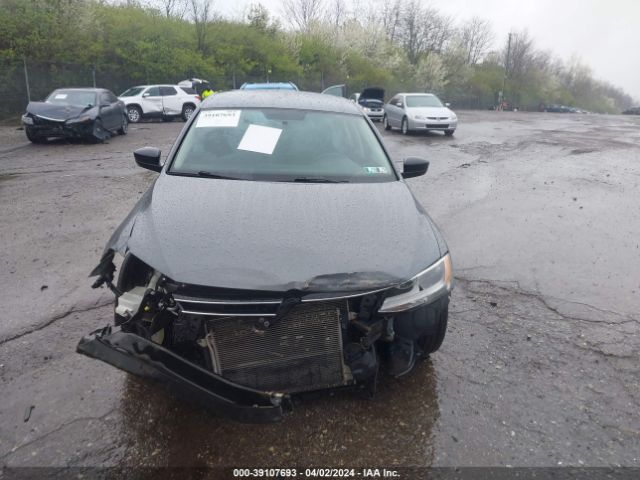 3VWD67AJ5GM364242 Volkswagen Jetta 1.4t Se