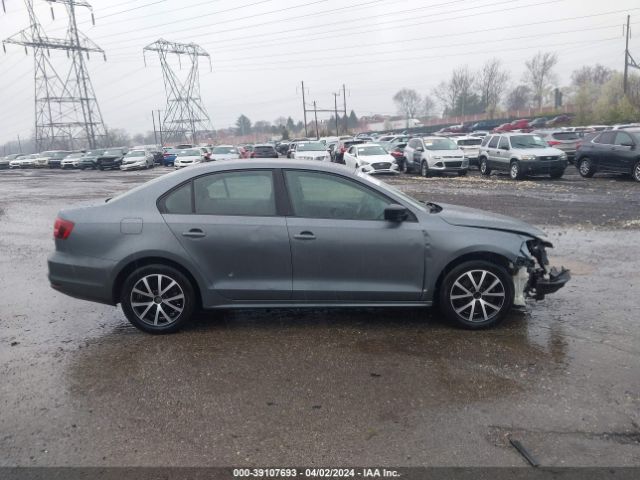 3VWD67AJ5GM364242 Volkswagen Jetta 1.4t Se