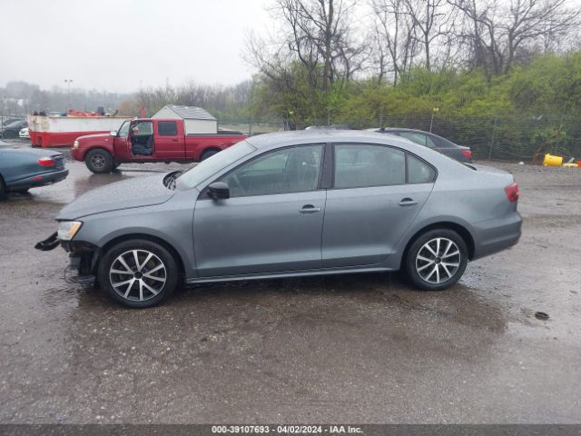 3VWD67AJ5GM364242 Volkswagen Jetta 1.4t Se
